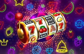 xbajee apk ক্যাসিনোতে লাইভ গেমে অংশ নিচ্ছেন একজন খেলোয়াড়